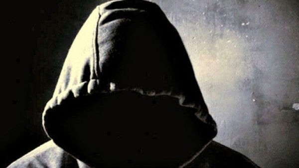 «Καλημέρα! Θα σας κάψουμε το σπίτι» -Σοκάρει η απειλή χούλιγκαν σε πολίτες που αντιτίθενται…